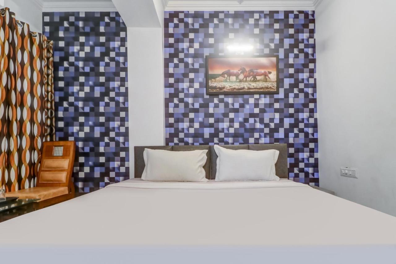 Townhouse Hotel Ludhiana Buitenkant foto