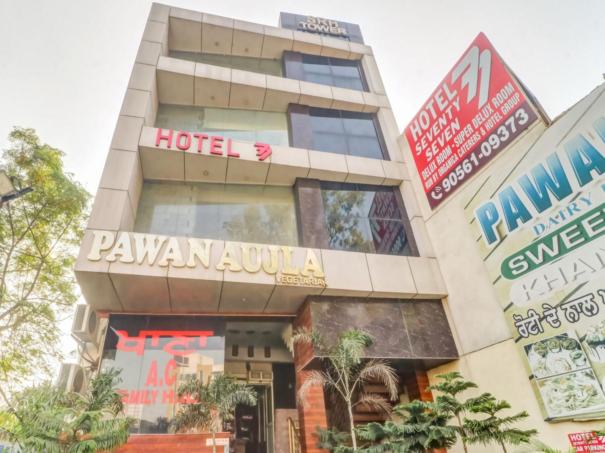 Townhouse Hotel Ludhiana Buitenkant foto