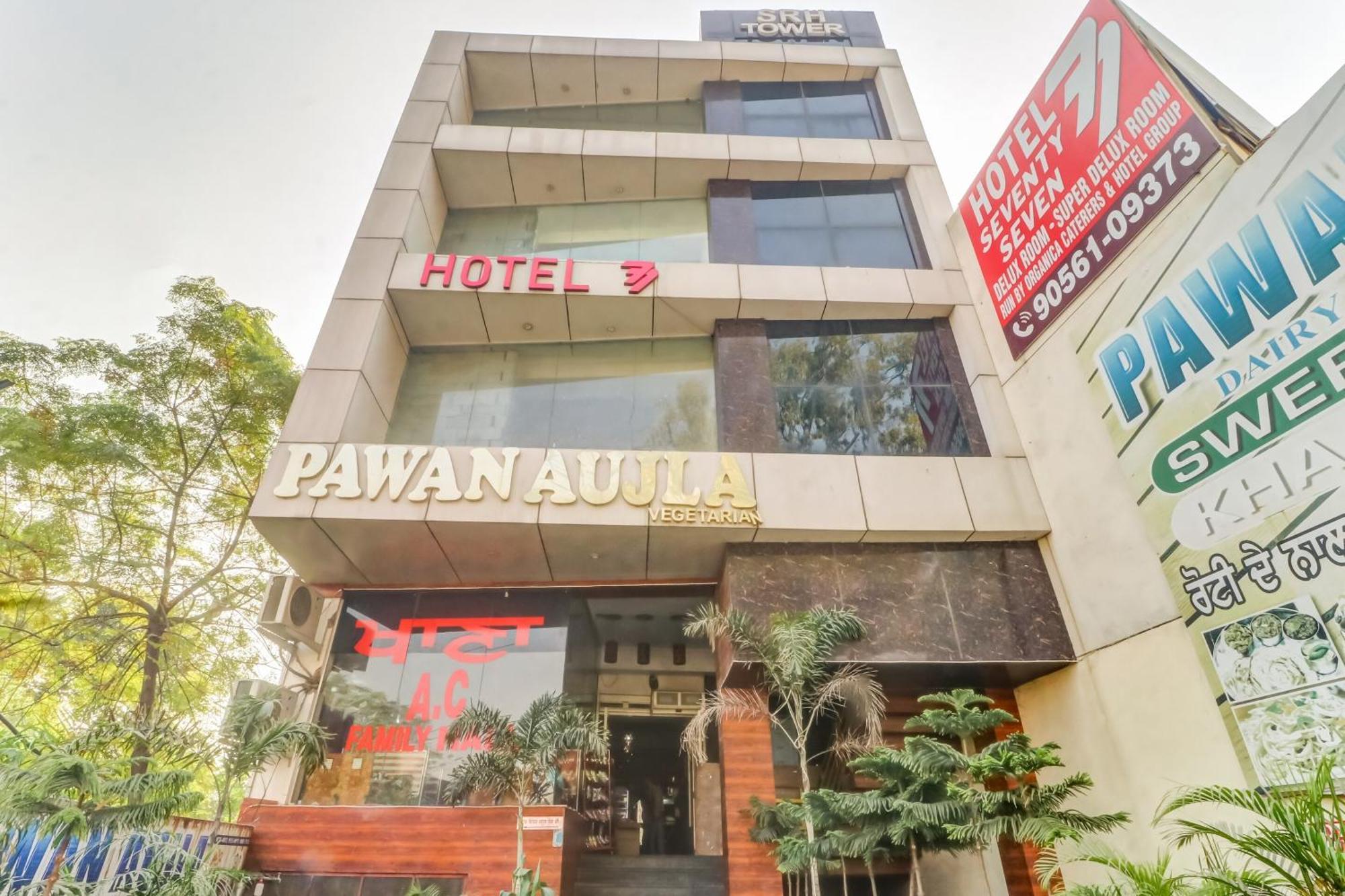 Townhouse Hotel Ludhiana Buitenkant foto