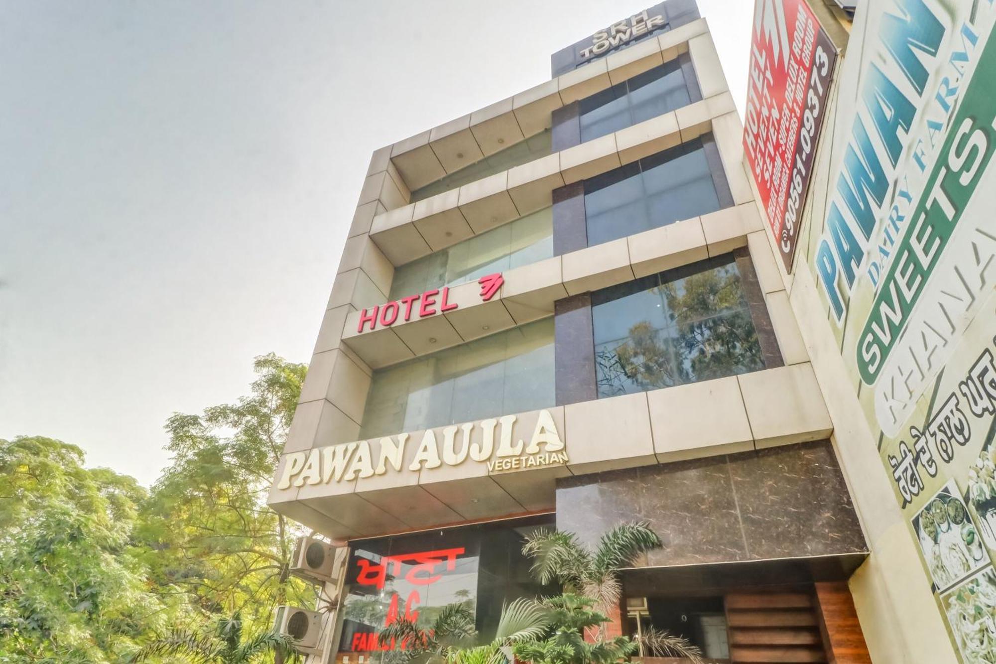 Townhouse Hotel Ludhiana Buitenkant foto